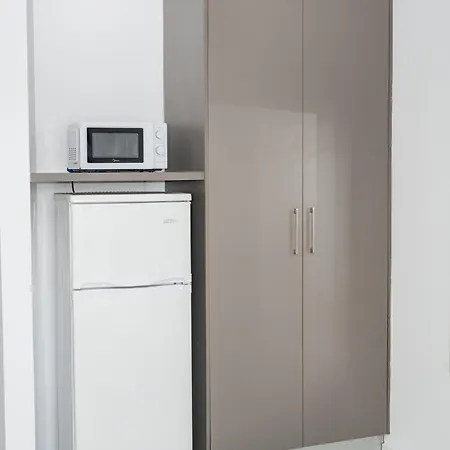 Quattro Center Ap 501b 아파트
